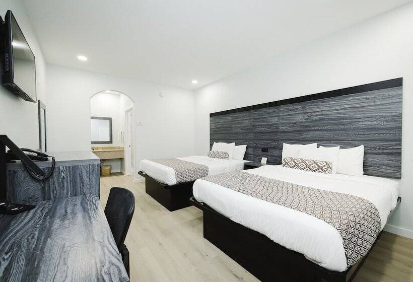 בית מלון כפרי Sapphire Inn And Suites