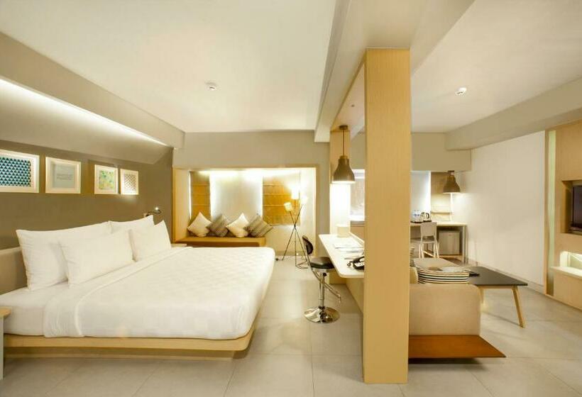 هتل Sevn Legian