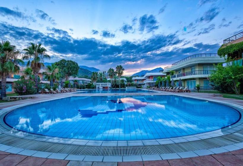 בית מלון כפרי Simena Holiday Village & Villas