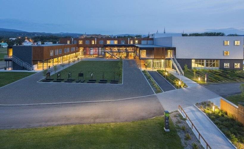 فندق & Spa Le Germain Charlevoix