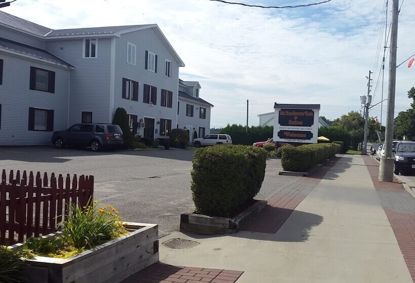 호텔 St Andrews Inn & Suites