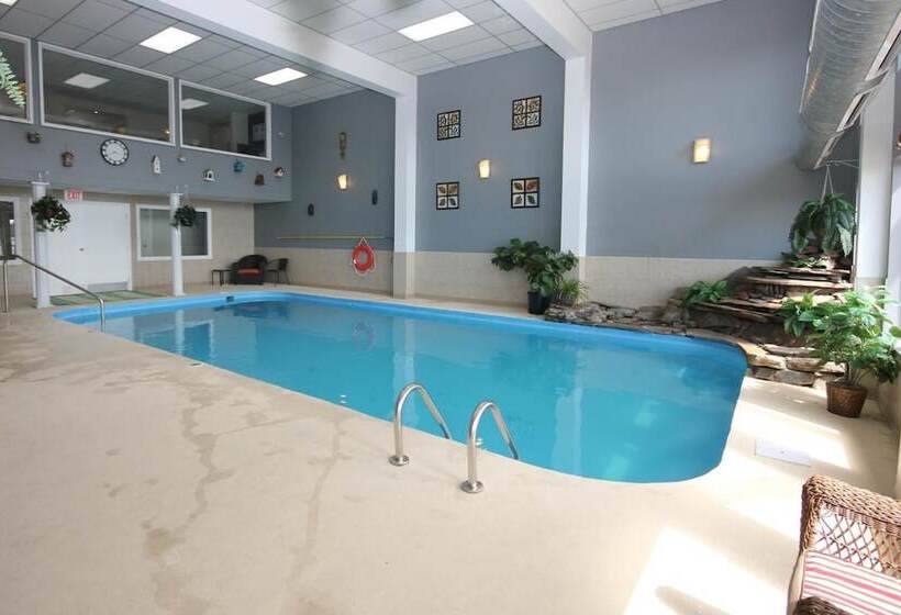 호텔 St Andrews Inn & Suites