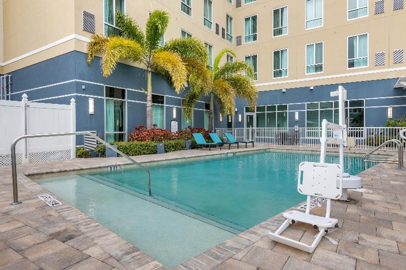 ホテル Staybridge Suites St. Petersburg Fl, An Ihg