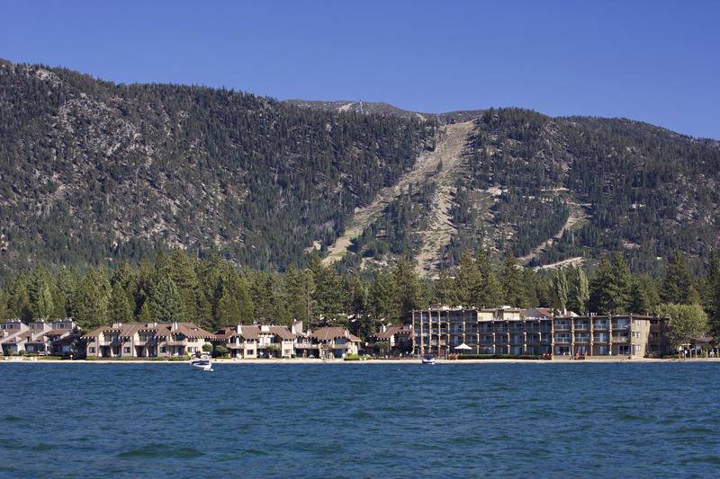 בית מלון כפרי Tahoe Lakeshore Lodge & Spa