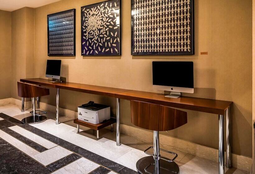 هتل The Artisan Istanbul Mgallery