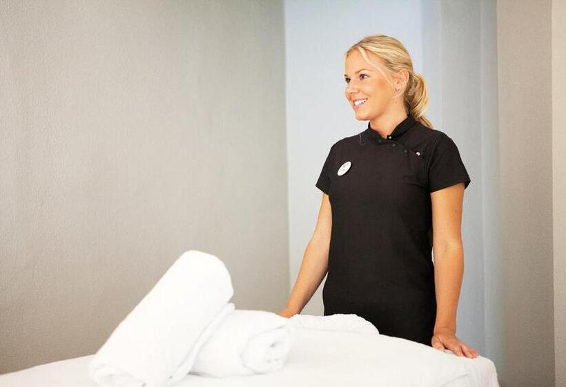 The Beachfront Hotel Adult Only 16 Plus