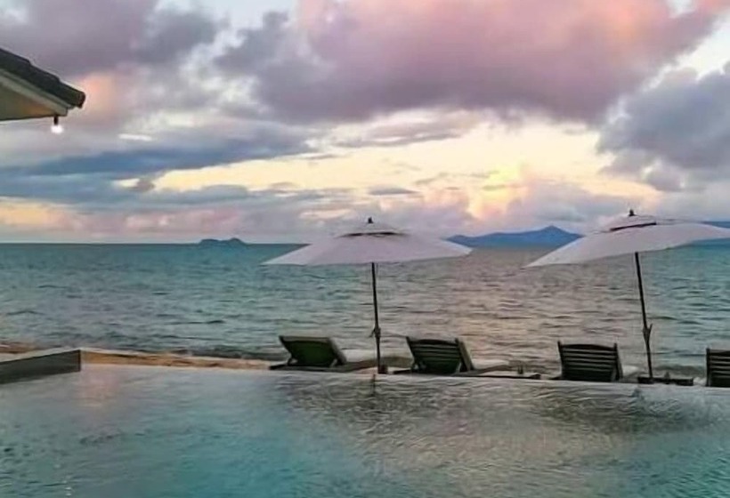 ホテル The Cosy Maenam Beach Resort