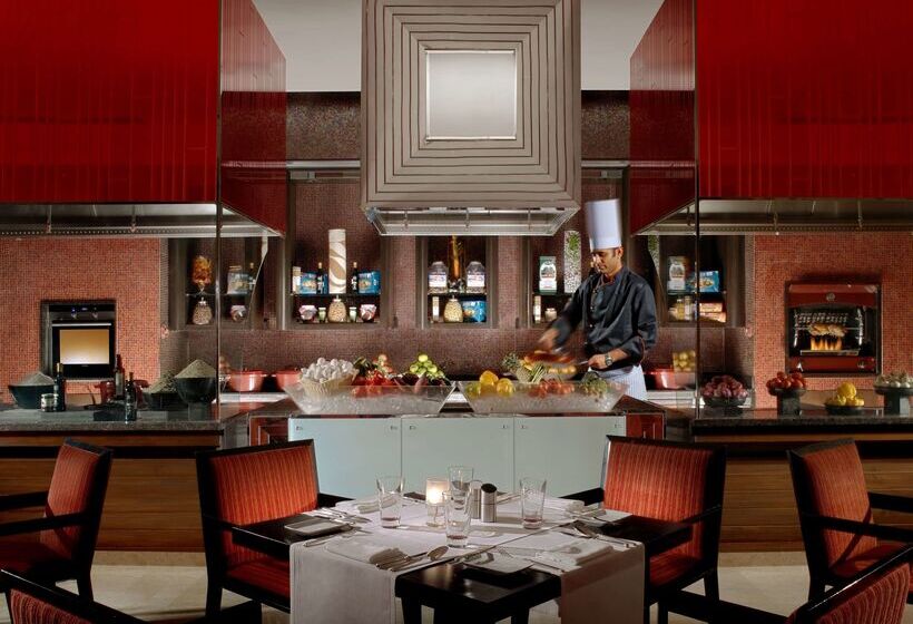 ホテル The Leela Palace Chennai