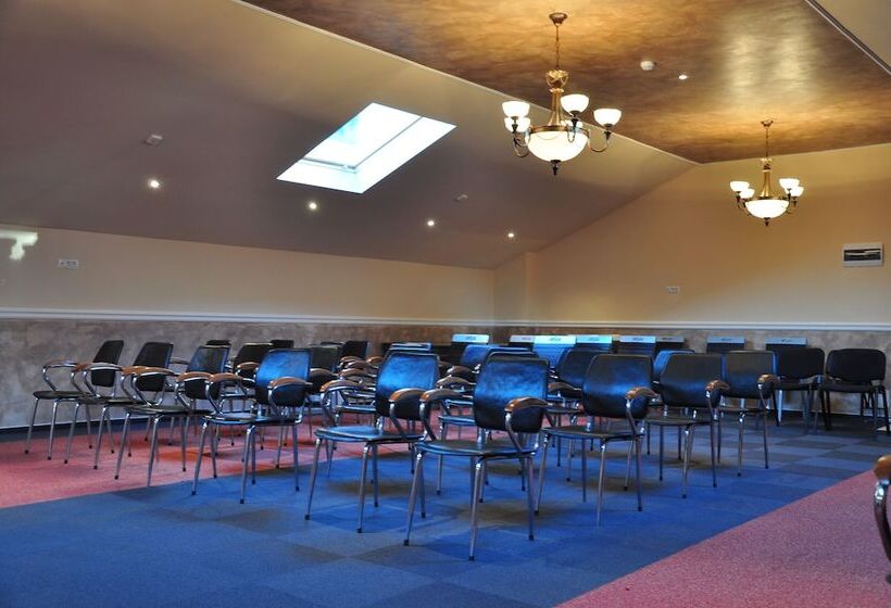 Отель Vigo Grand