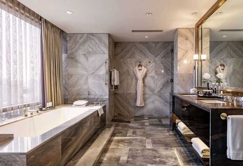 Отель Waldorf Astoria Beijing