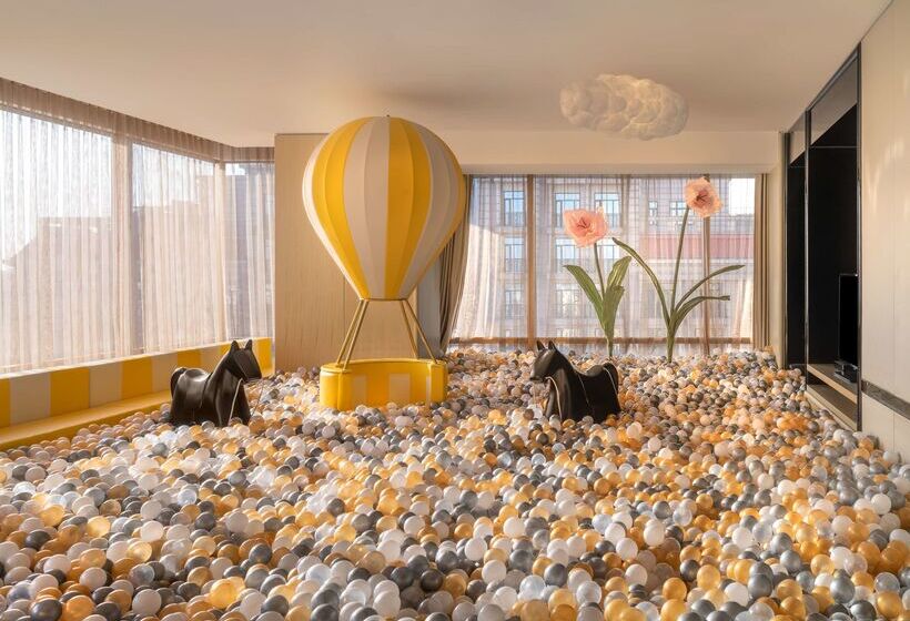 Отель Waldorf Astoria Beijing