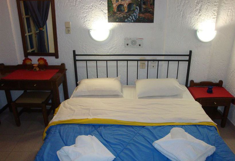 Maria Flora Apartments