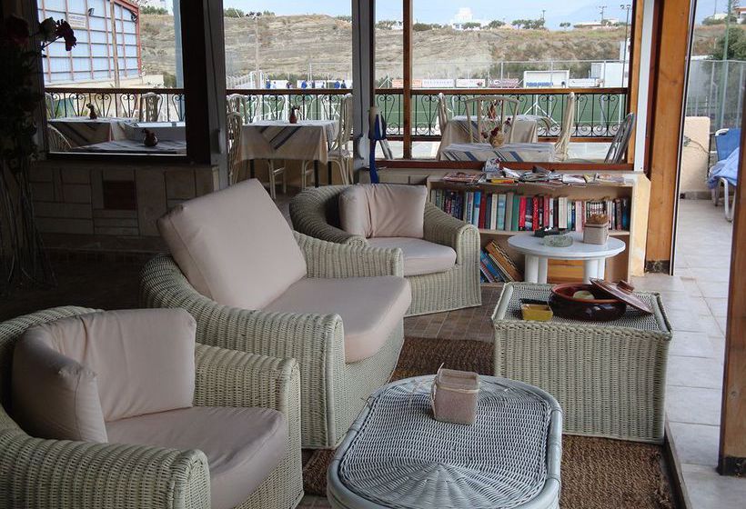 Maria Flora Apartments