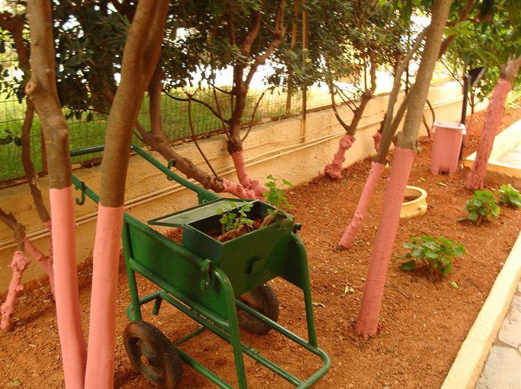 Maria Flora Apartments