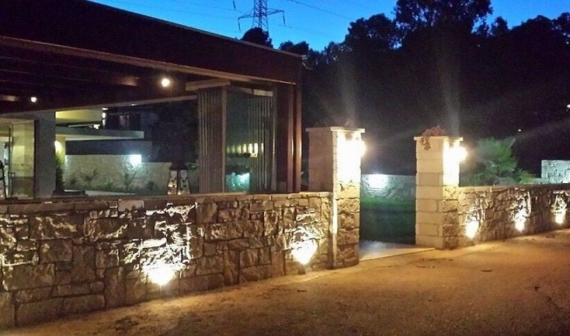 Maria Lambis Apartments