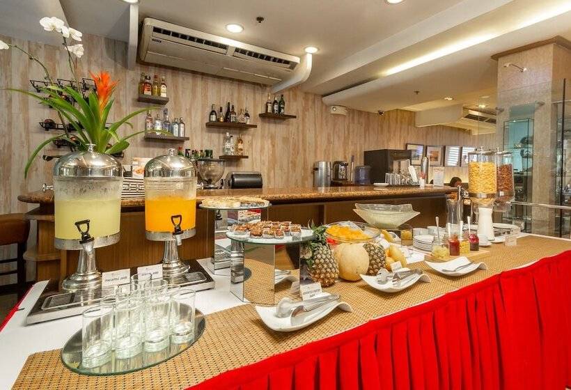 Microtel By Wyndham Mall Of Asia