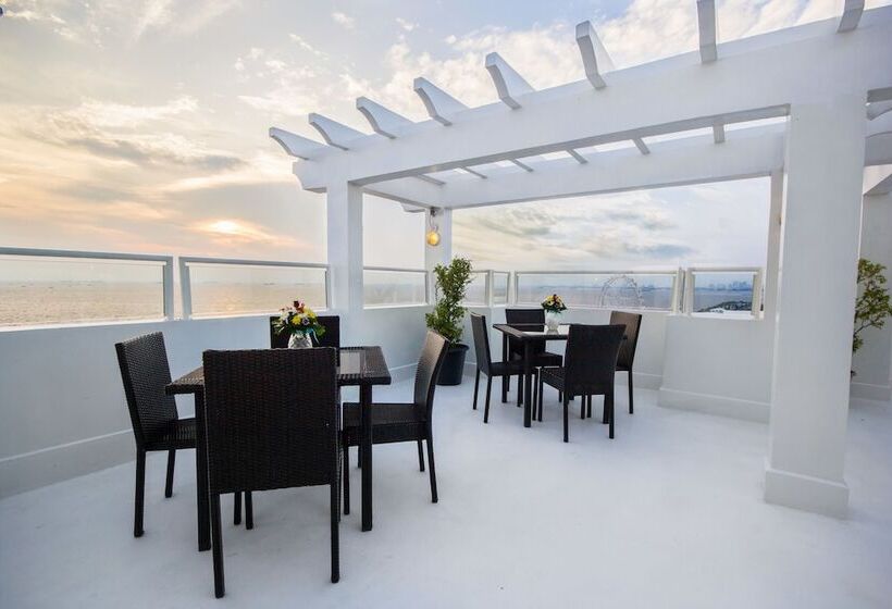 Microtel By Wyndham Mall Of Asia