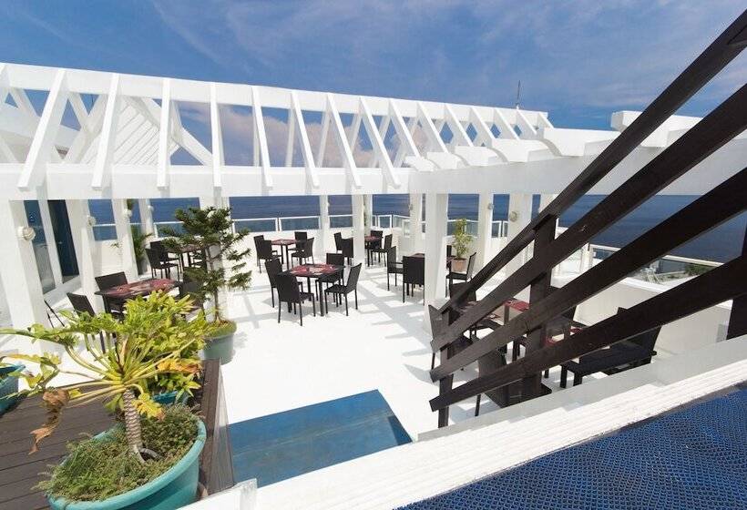 Microtel By Wyndham Mall Of Asia