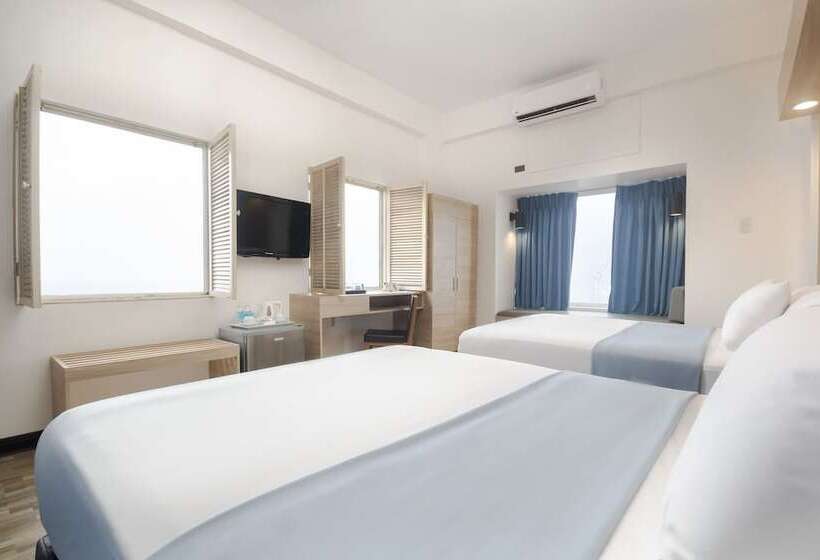 Microtel By Wyndham Mall Of Asia