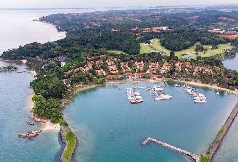 リゾートホテル Nongsa Point Marina