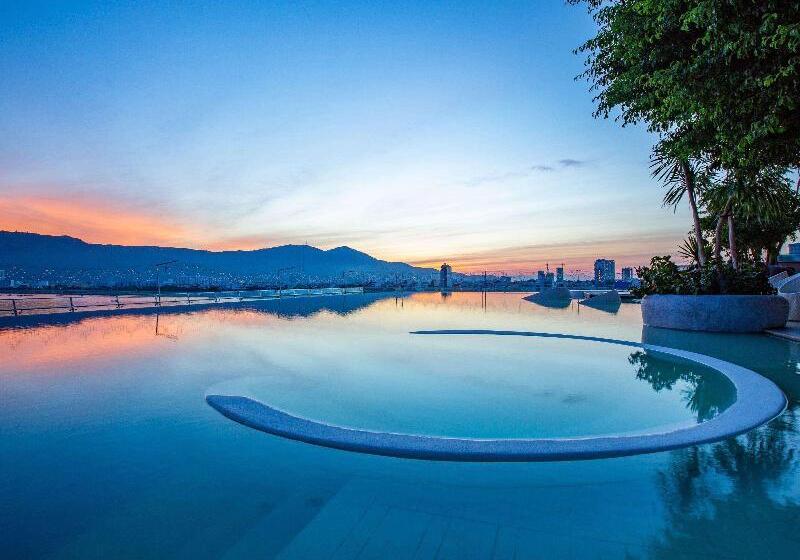 Novotel Danang Premier Han River