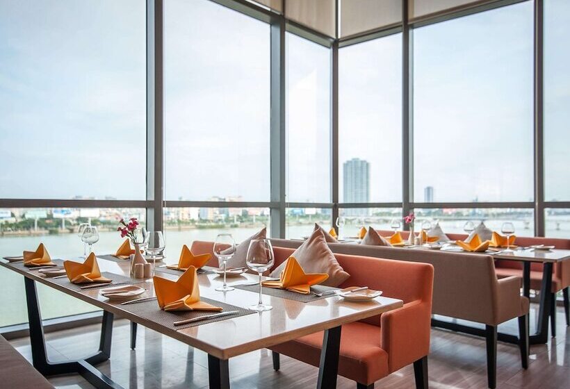 Novotel Danang Premier Han River