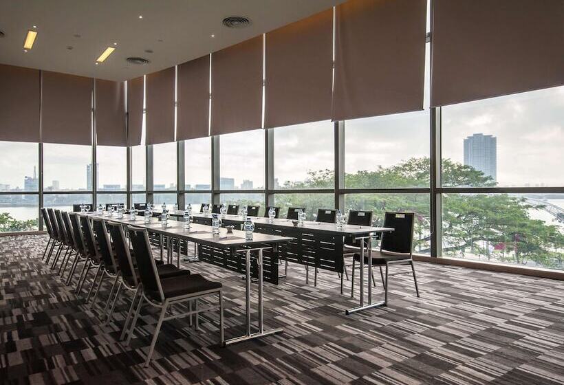 Novotel Danang Premier Han River