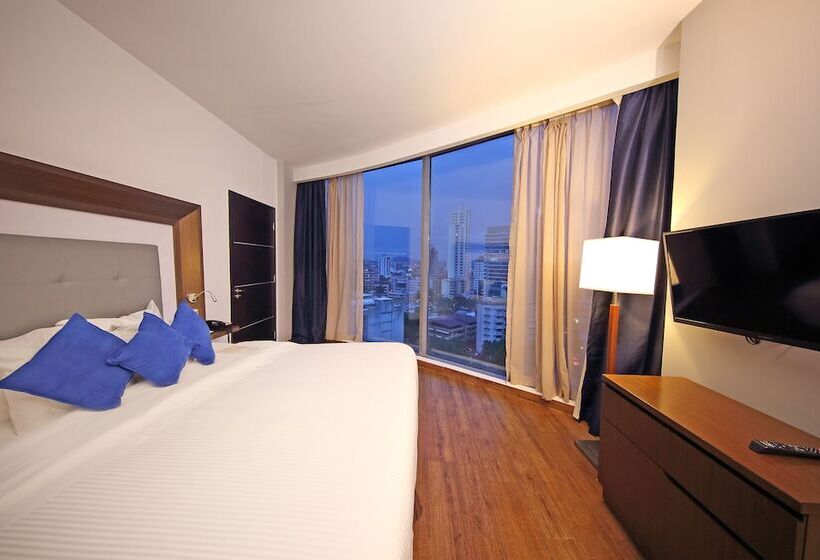 Novotel Panama City