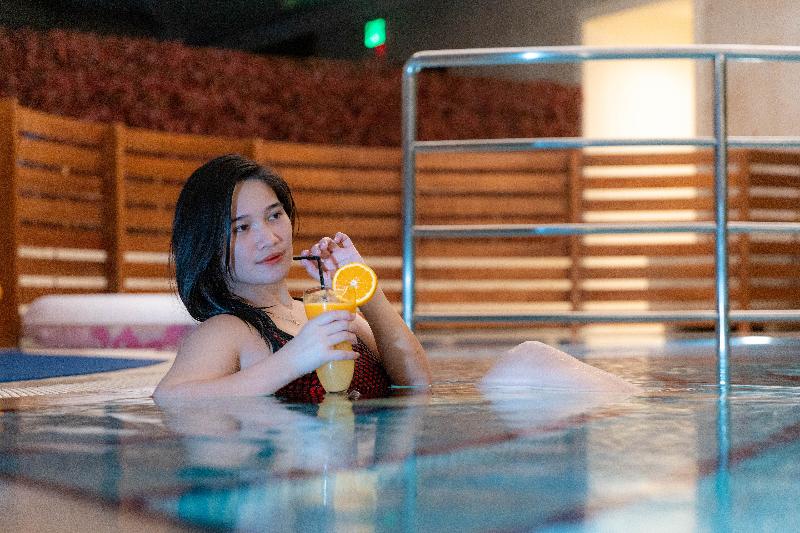 اقامتگاه Magnum Hotel & Suites West Bay