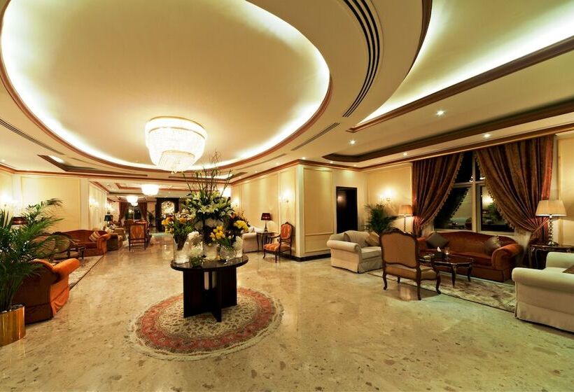 اقامتگاه Magnum Hotel & Suites West Bay