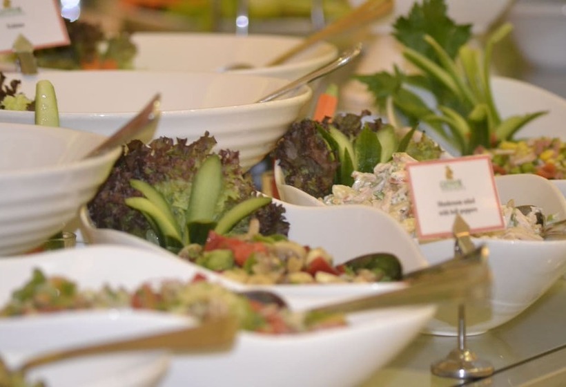 اقامتگاه Magnum Hotel & Suites West Bay