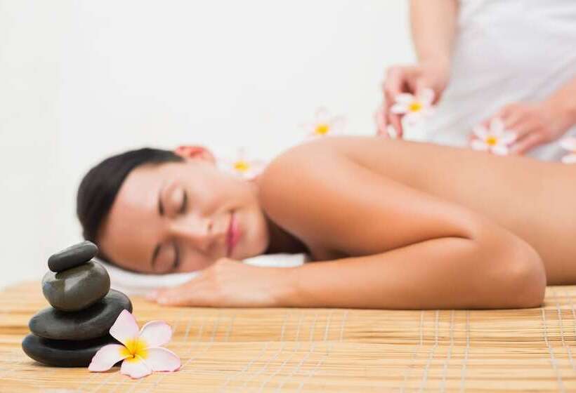 اقامتگاه Magnum Hotel & Suites West Bay