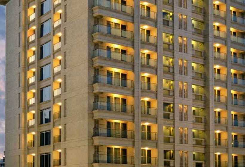 إقامة Residency Sarovar Portico