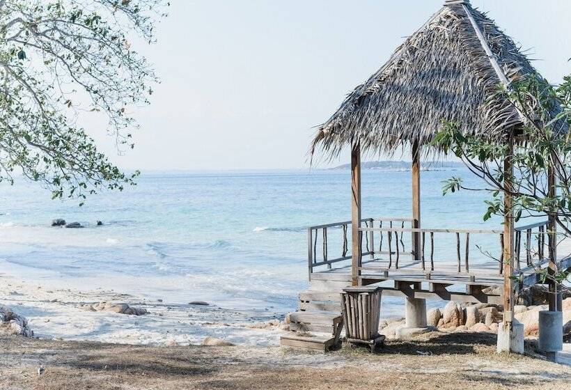 리조트 Koh Munnork Private Island