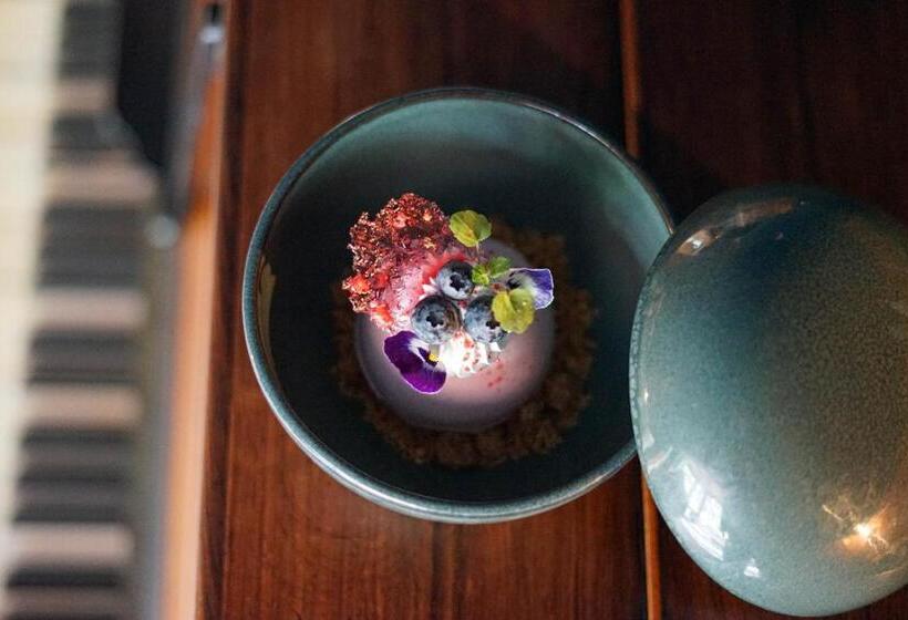 리조트 Quintessia