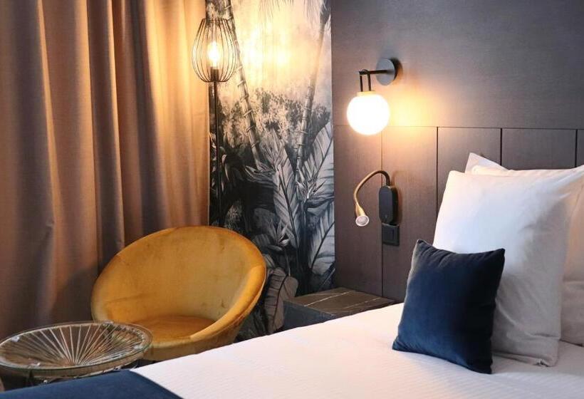 리조트 Quintessia