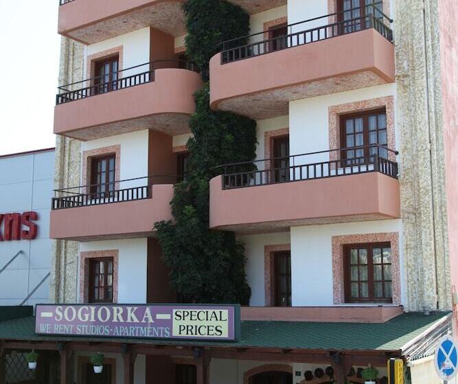 Sogiorka Apartments