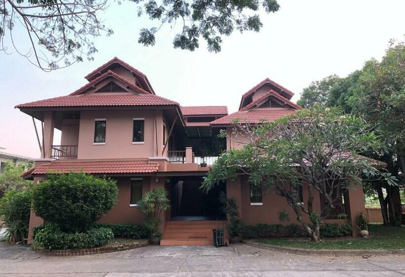 Areena Resort And Hotel Uttaradit