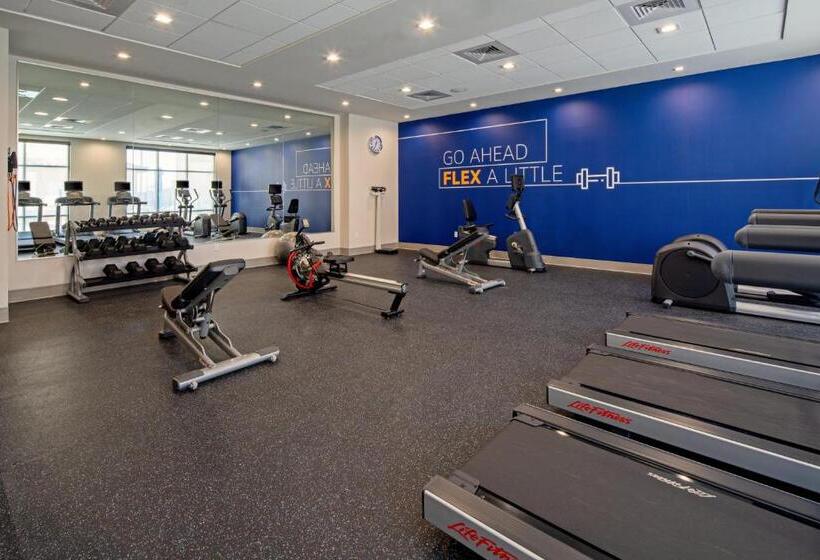 فندق Holiday Inn Express & Suites   Valencia   Santa Clarita, An Ihg