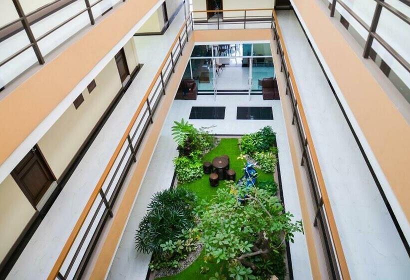 فندق Thaimit Resort