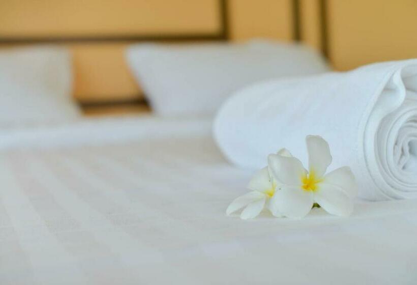 בית מלון כפרי Thaimit Resort