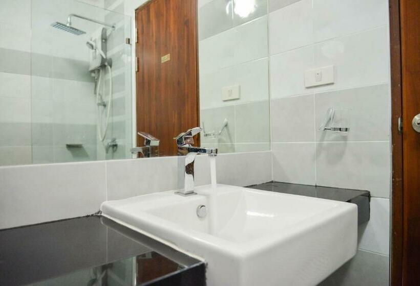 فندق Thaimit Resort