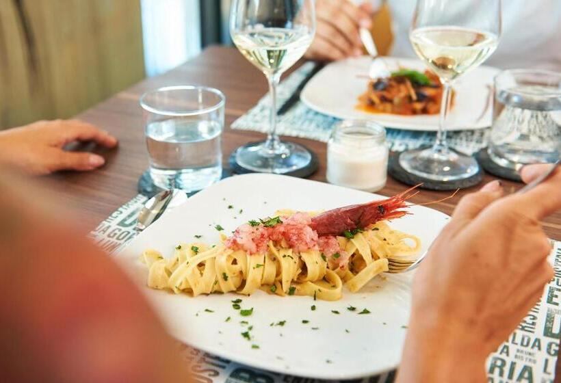 ユースホステル Enny Camere