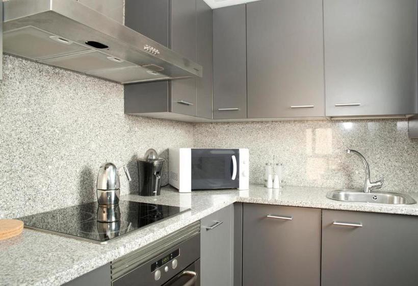 Apartamentos Sabinas El Pilar