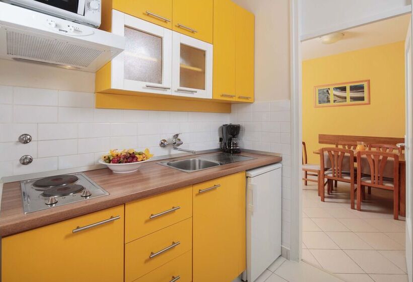 Apartments Katoro Plava Laguna