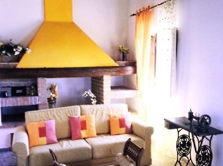 مبيت وإفطار Podere Palazzolo