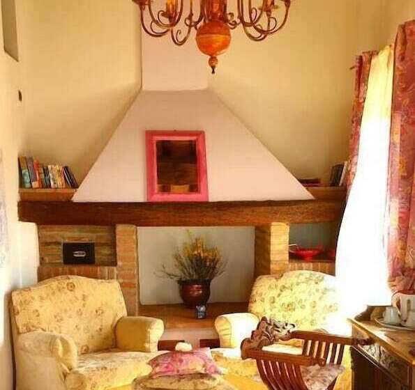 مبيت وإفطار Podere Palazzolo