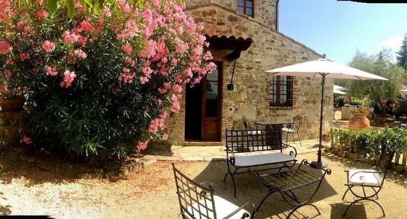 مبيت وإفطار Podere Palazzolo