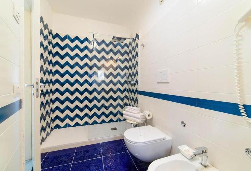 住宿加早餐 Sharon House