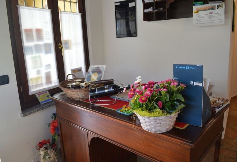 Bed and Breakfast Tra... Monti E Vigne